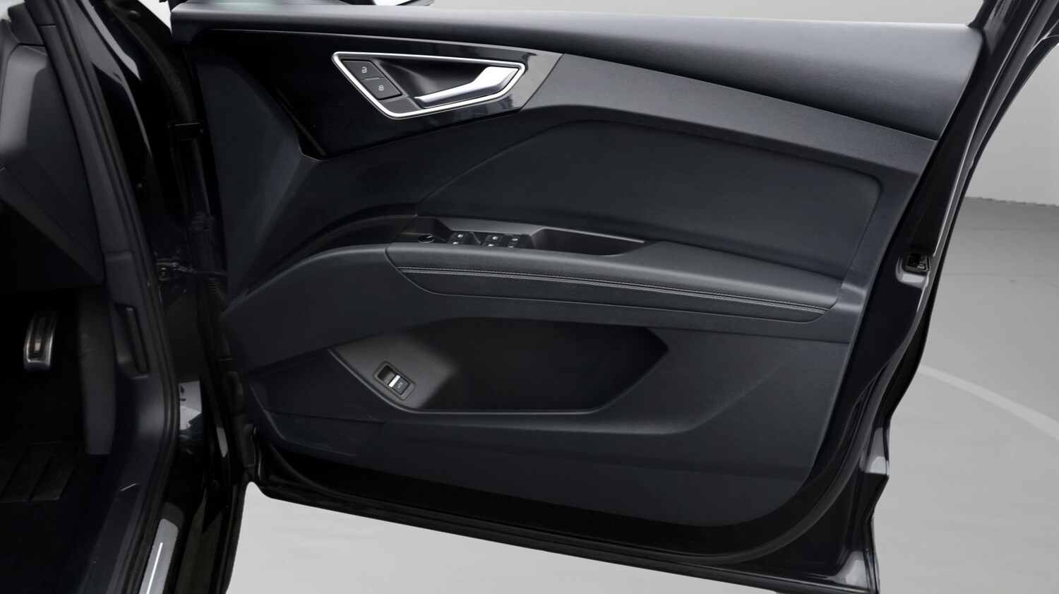 Used Audi Q4 e-tron 2021 for sale - 77577017: Photo 15