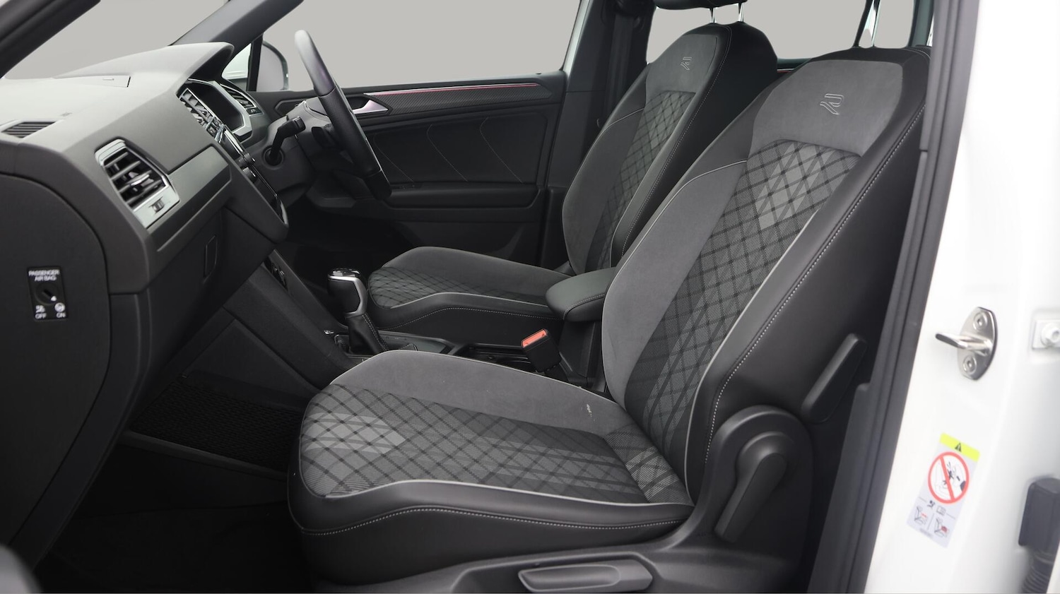 Used Volkswagen Tiguan 2023 for sale - 76152965: Photo 15
