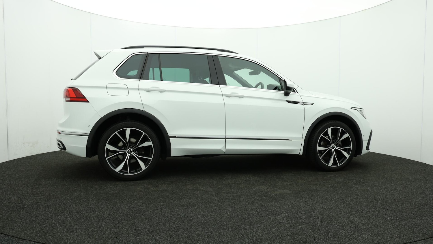 Used Volkswagen Tiguan 2023 for sale - 76152965: Photo 40