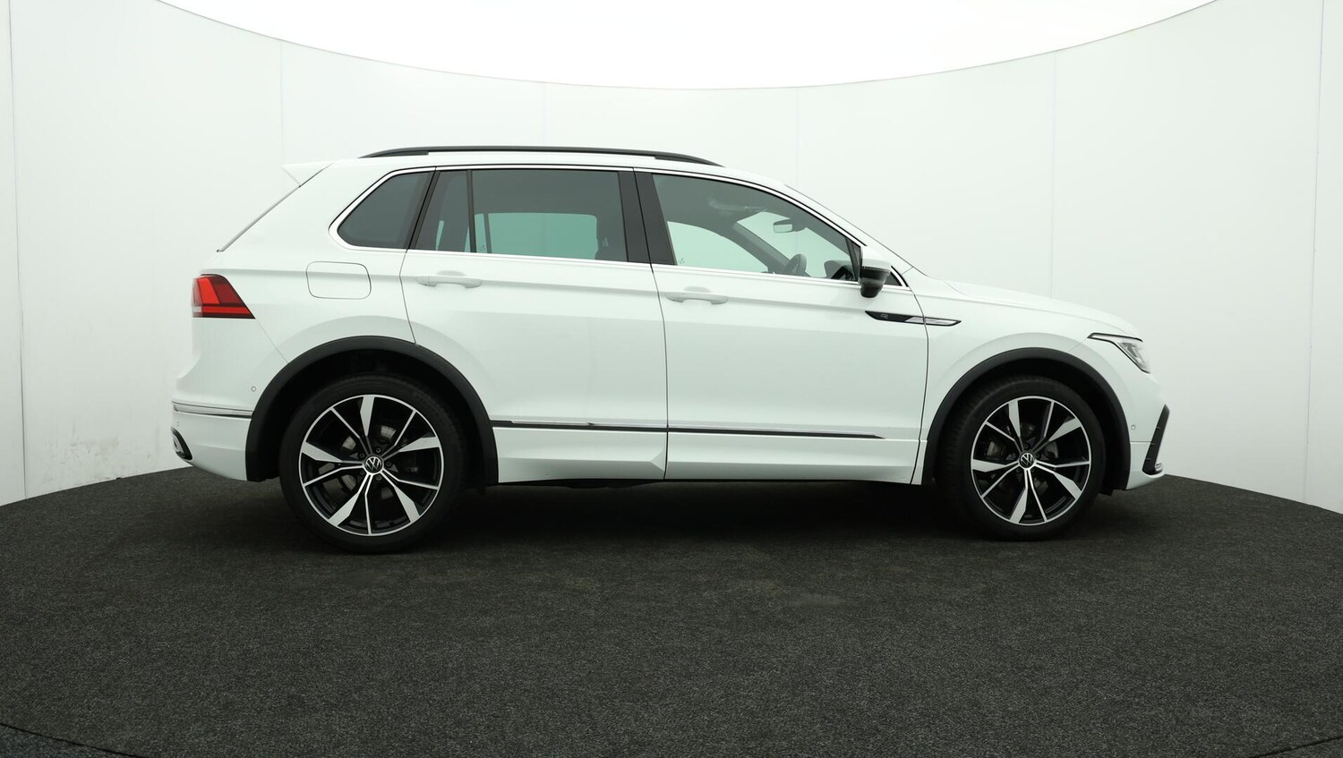 Used Volkswagen Tiguan 2023 for sale - 76152965: Photo 41