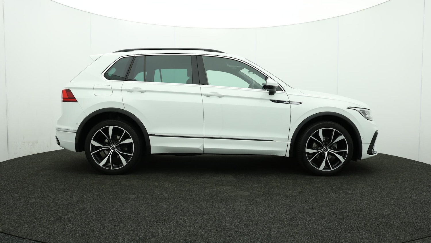 Used Volkswagen Tiguan 2023 for sale - 76152965: Photo 42
