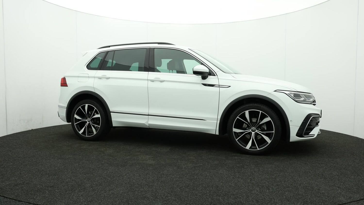 Used Volkswagen Tiguan 2023 for sale - 76152965: Photo 45
