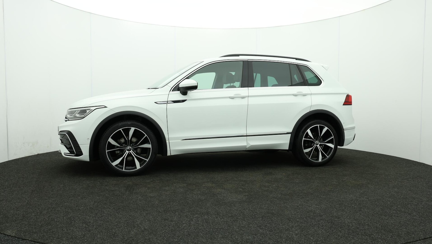 Used Volkswagen Tiguan 2023 for sale - 76152965: Photo 69