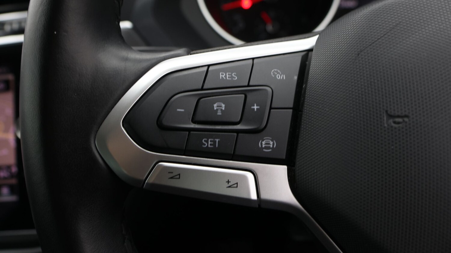 Used Volkswagen Tiguan 2021 for sale - 76909697: Photo 23