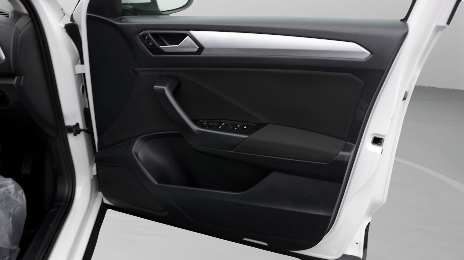 Used Volkswagen T-Roc 2023 for sale - 77782216: Photo 15