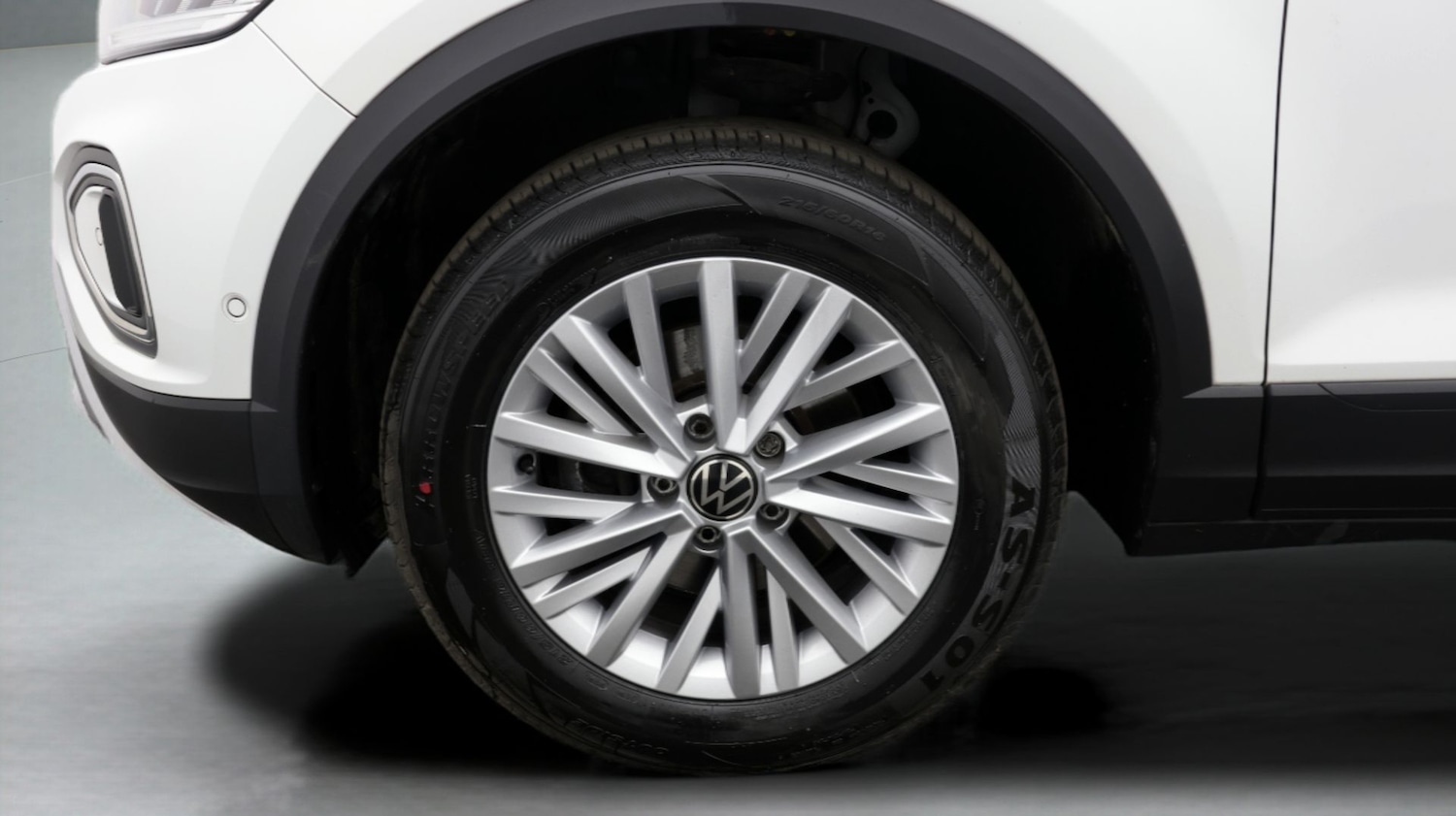 Used Volkswagen T-Roc 2023 for sale - 77782216: Photo 18