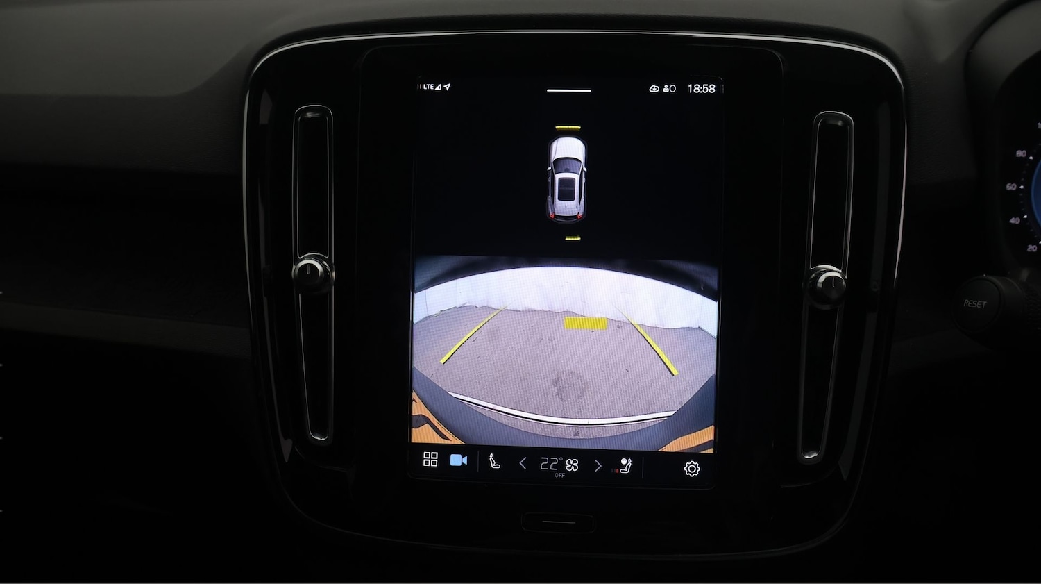 Used Volvo XC40 2022 for sale - 77367528: Photo 26