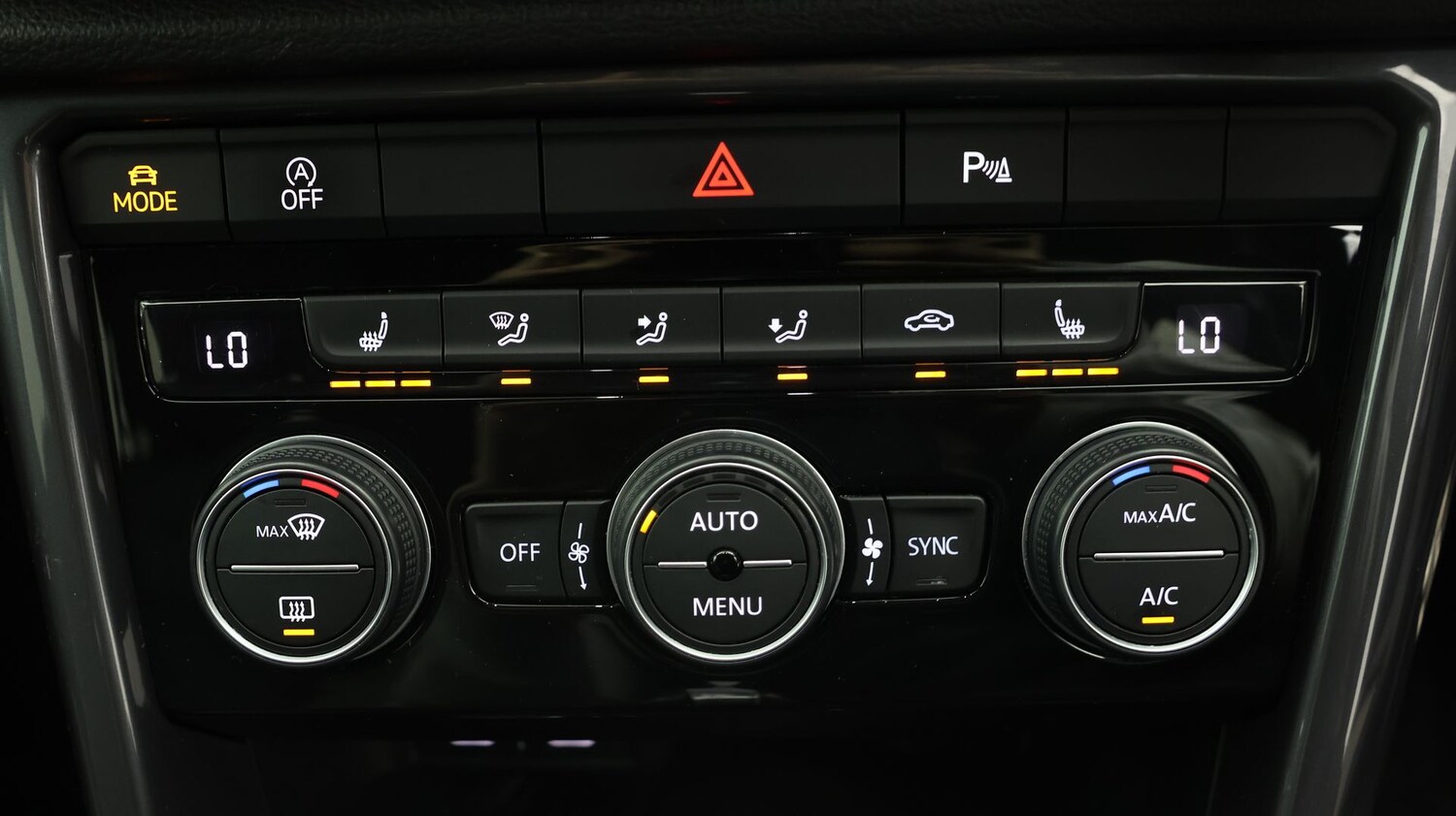 Used Volkswagen T-Roc 2021 for sale - 77463321: Photo 12