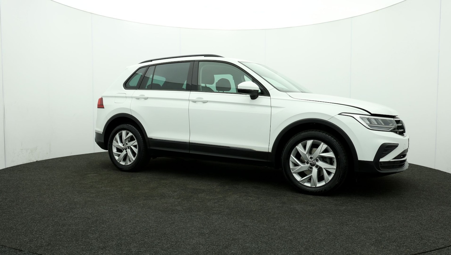 Used Volkswagen Tiguan for sale - 76809544: Photo 38