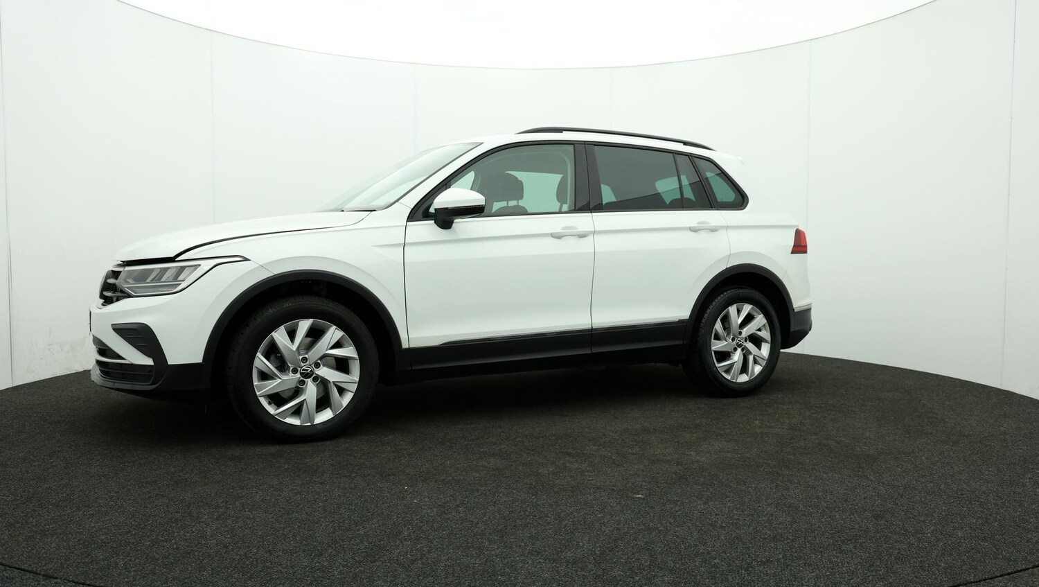 Used Volkswagen Tiguan for sale - 76809544: Photo 57
