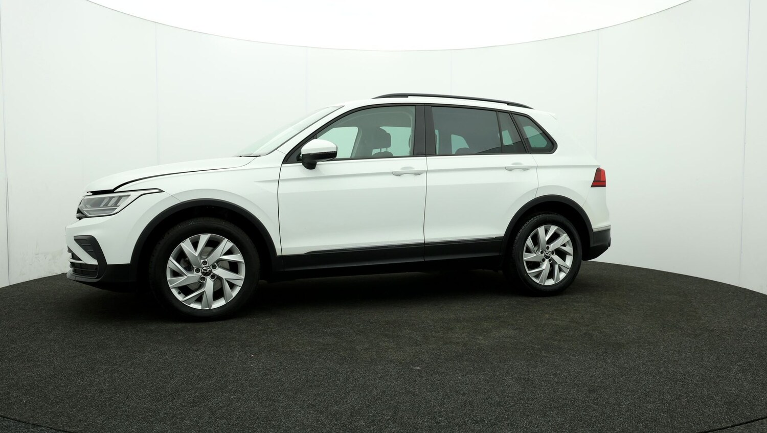 Used Volkswagen Tiguan for sale - 76809544: Photo 59