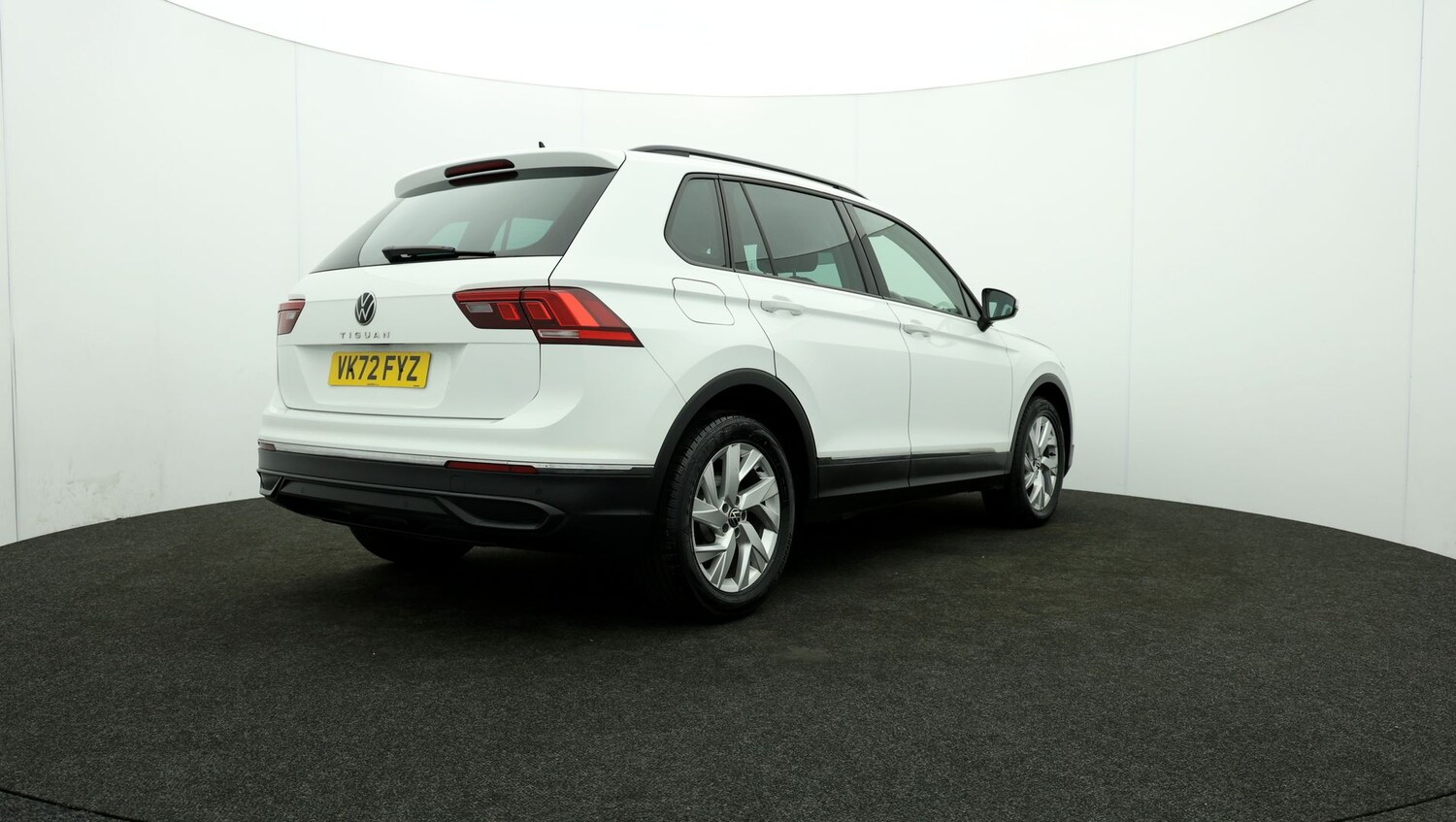 Used Volkswagen Tiguan for sale - 76809544: Photo 76