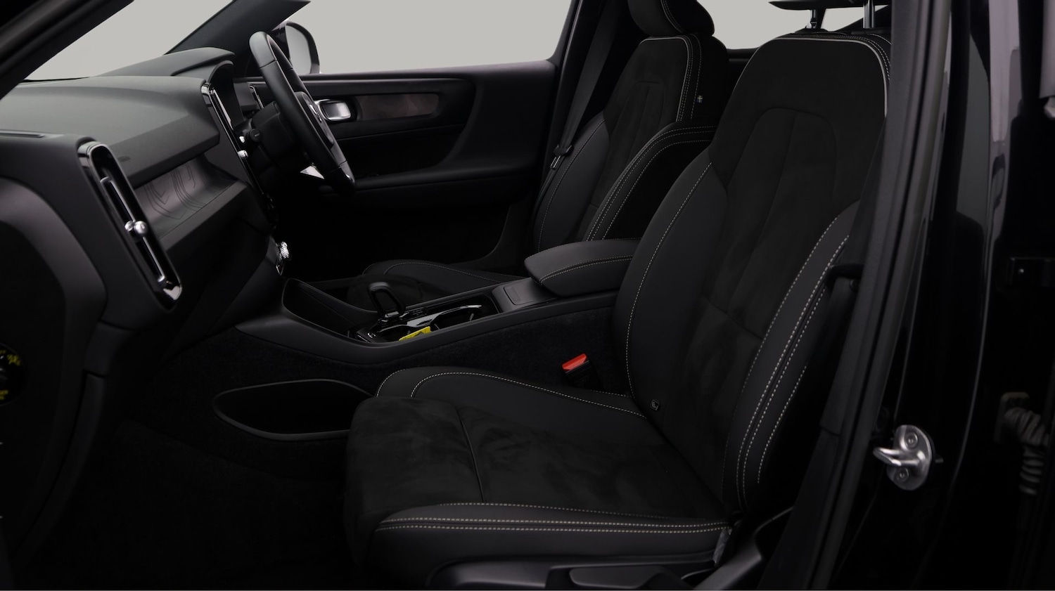 Used Volvo XC40 2022 for sale - 77204860: Photo 14