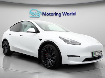 Tesla - Model Y