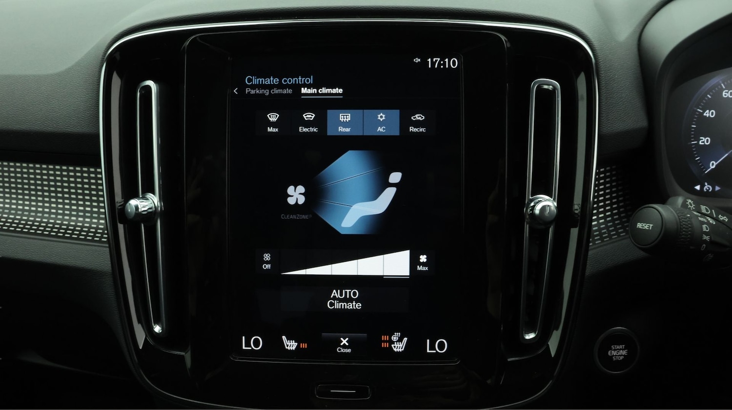 Used Volvo XC40 2022 for sale - 77528174: Photo 12