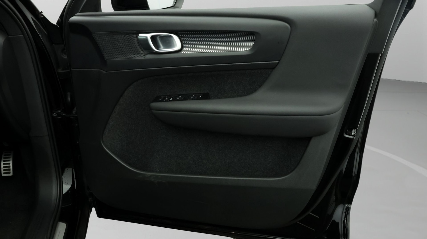 Used Volvo XC40 2022 for sale - 77528174: Photo 15