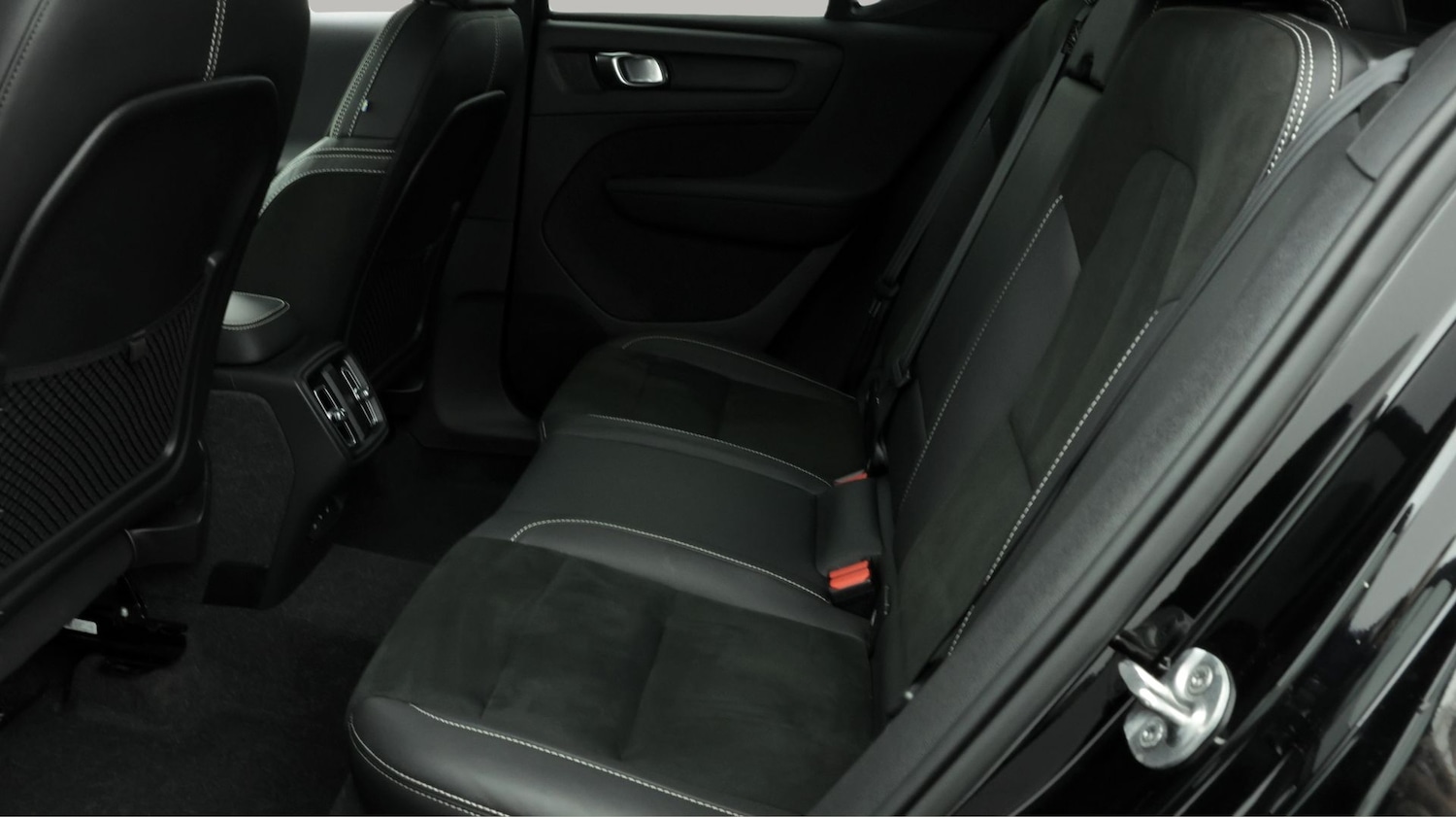 Used Volvo XC40 2022 for sale - 77528174: Photo 16