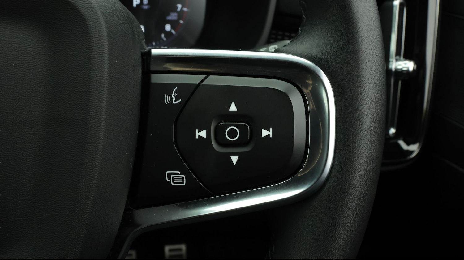 Used Volvo XC40 2022 for sale - 77528174: Photo 22