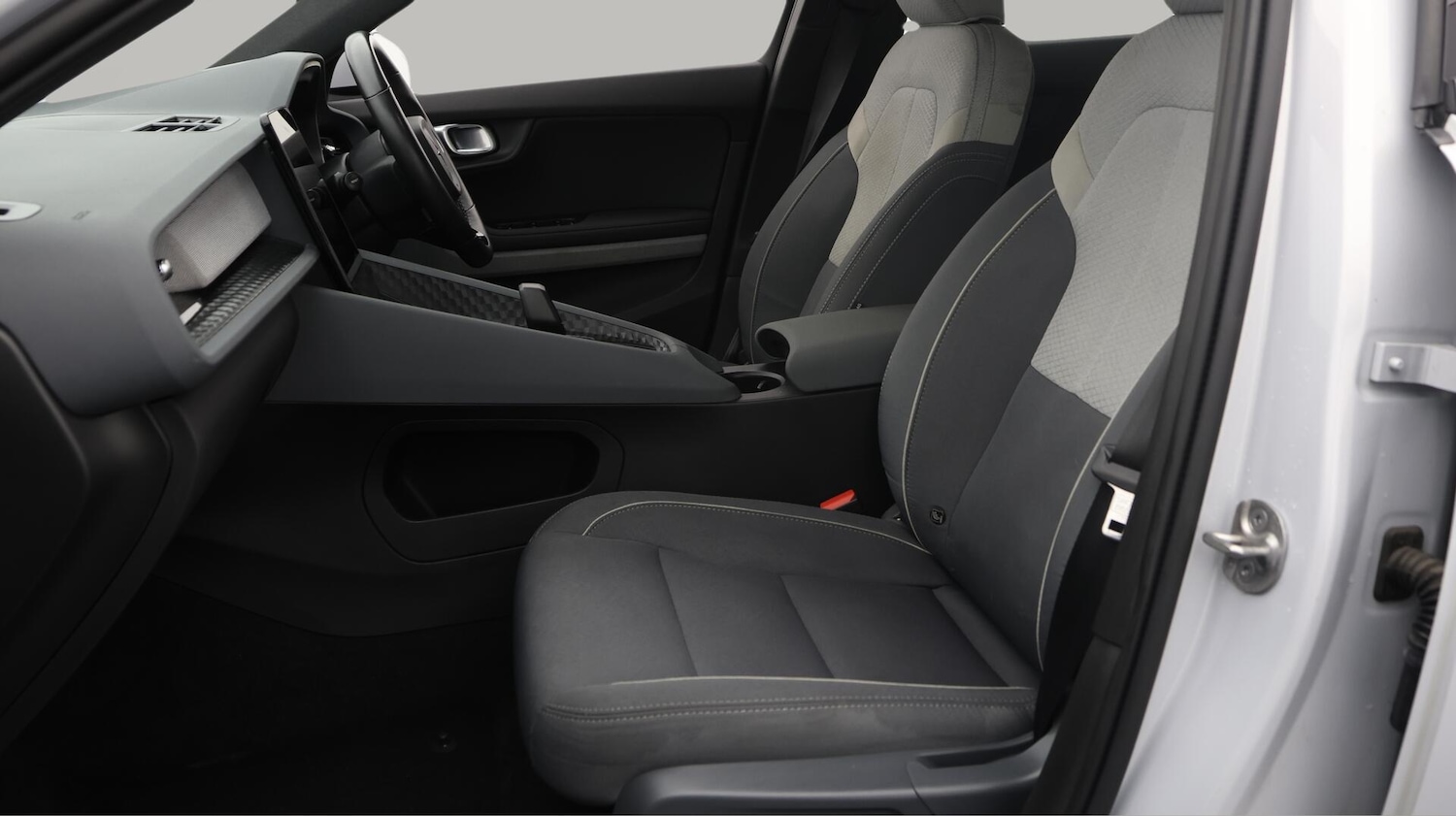 Used Polestar Polestar 2 2023 for sale - 76108561: Photo 15