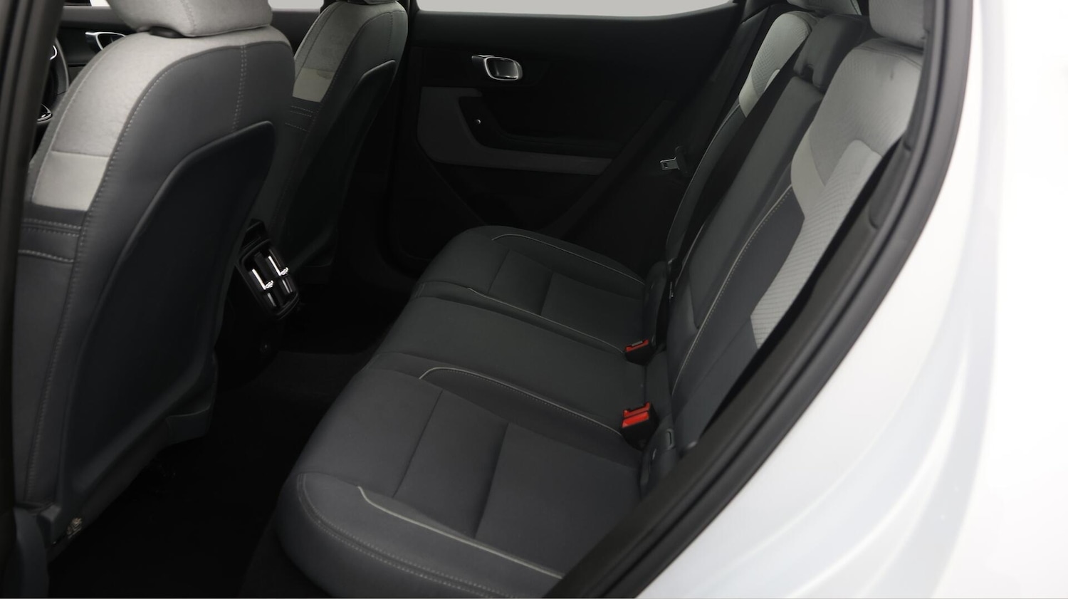 Used Polestar Polestar 2 2023 for sale - 76108561: Photo 17