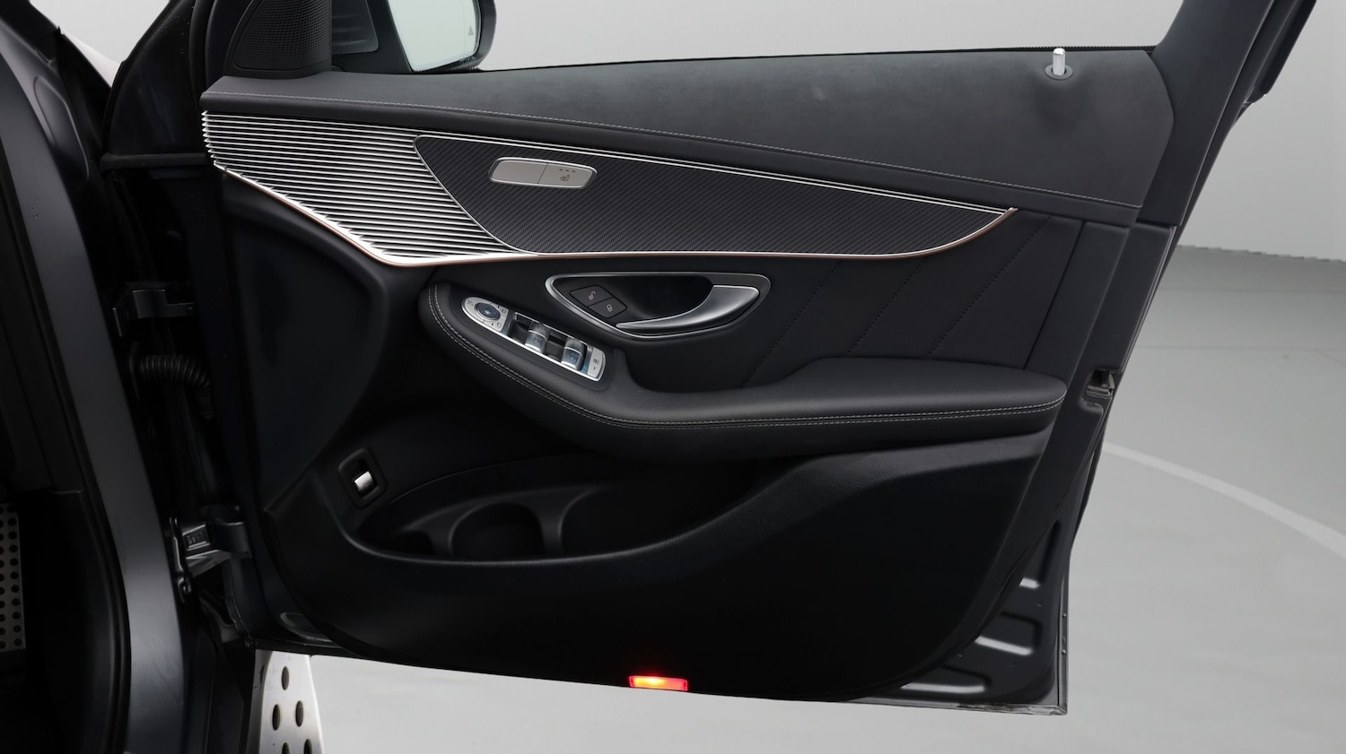 Used Mercedes-Benz EQC for sale - 77622784: Photo 15