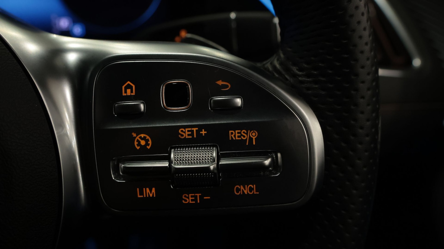 Used Mercedes-Benz EQC for sale - 77622784: Photo 24