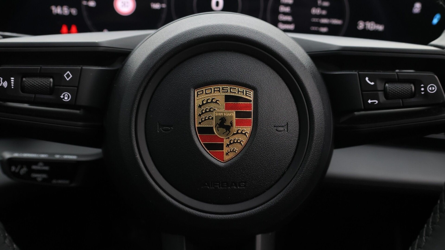 Used Porsche Taycan 2020 for sale - 77318418: Photo 22