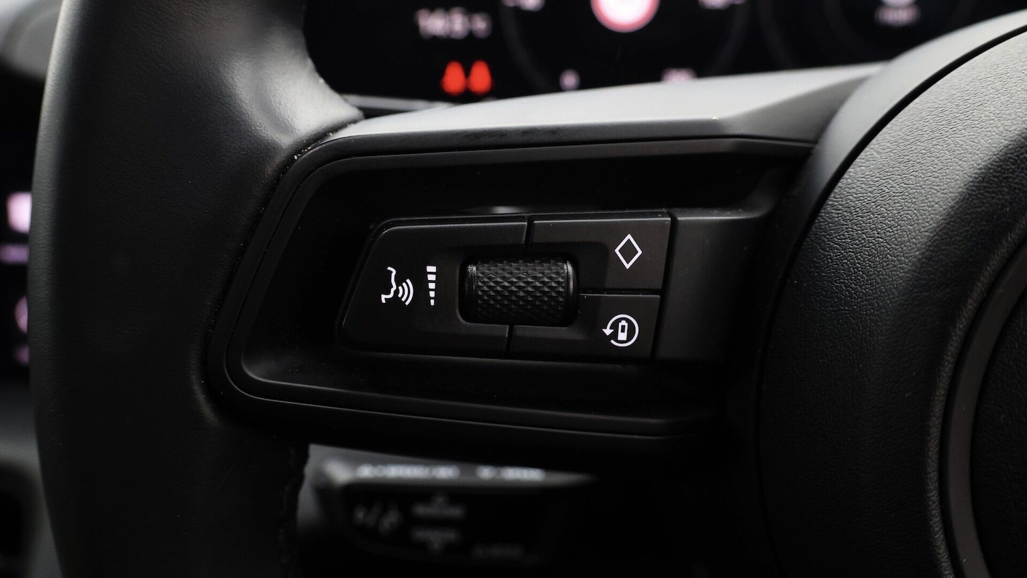 Used Porsche Taycan 2020 for sale - 77318418: Photo 23