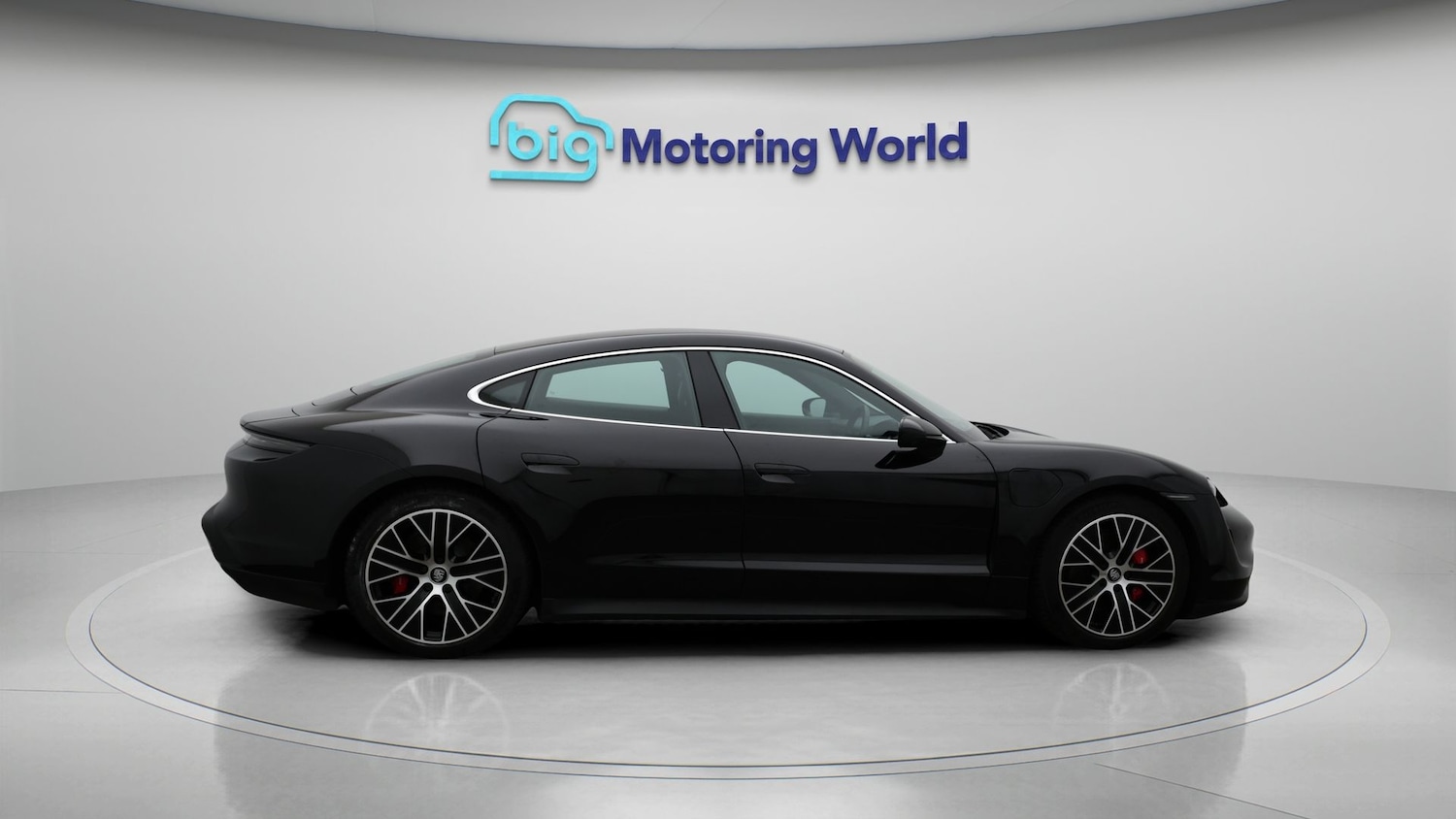 Used Porsche Taycan 2020 for sale - 77318418: Photo 8