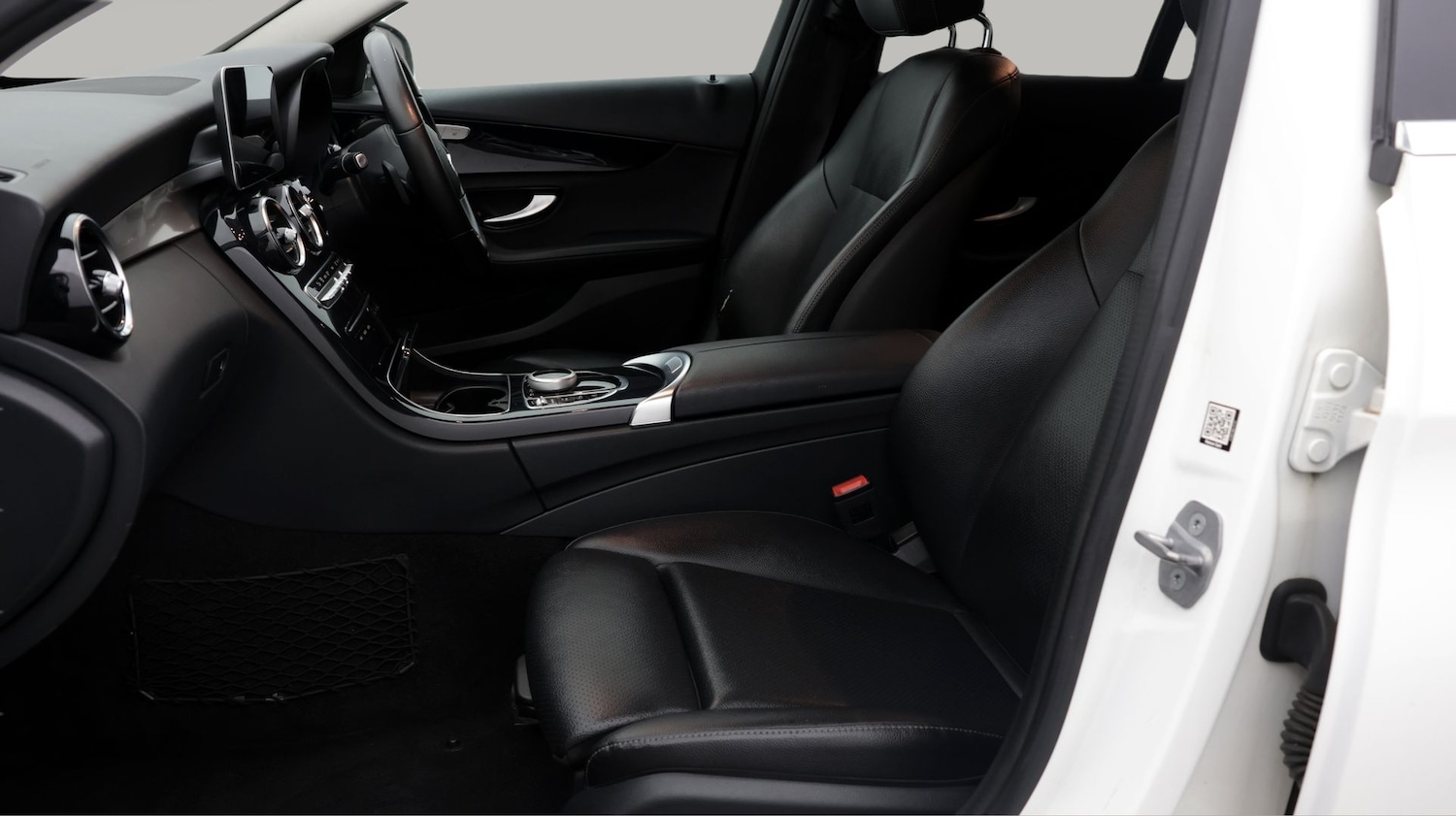 Used Mercedes-Benz C Class 2019 for sale - 77881451: Photo 14