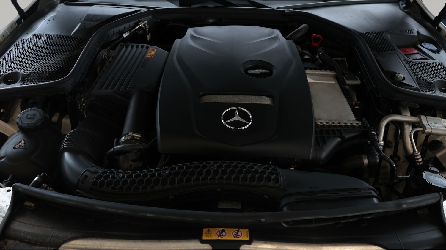 Used Mercedes-Benz C Class 2019 for sale - 77881451: Photo 19