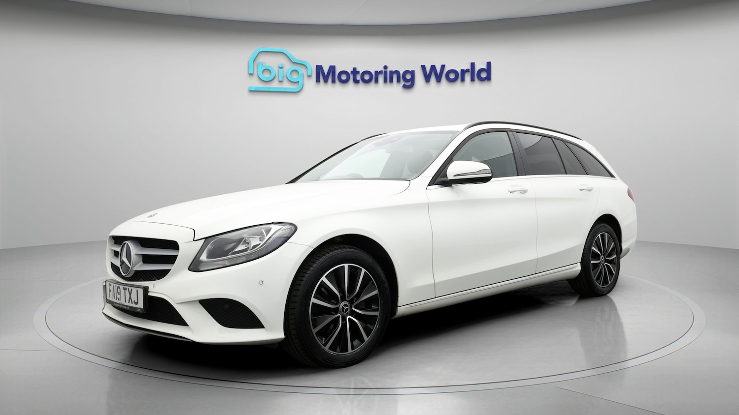Used Mercedes-Benz C Class 2019 for sale - 77881451: Photo 3