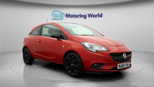 Used Vauxhall Corsa 2019 for sale - 76108933: Photo 2
