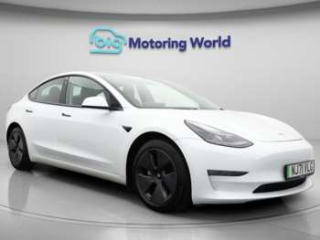 (71) - (Dual Motor) Long Range Saloon 4dr Electric Auto 4WDE (346 ps)
