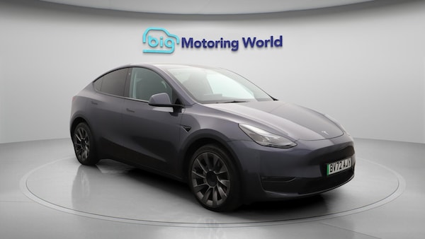 Used Tesla Model Y 2022 for sale - 76227490: Photo 2