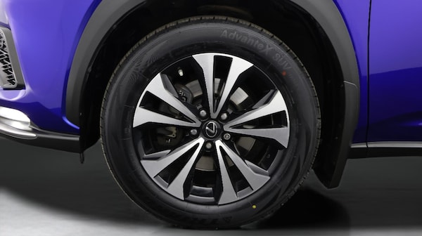 Used Lexus NX 2018 for sale - 75669712: Photo 29