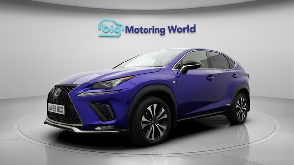 Used Lexus NX 2018 for sale - 75669712: Photo 4