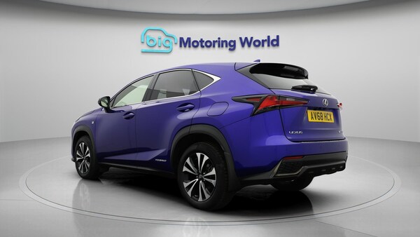 Used Lexus NX 2018 for sale - 75669712: Photo 6