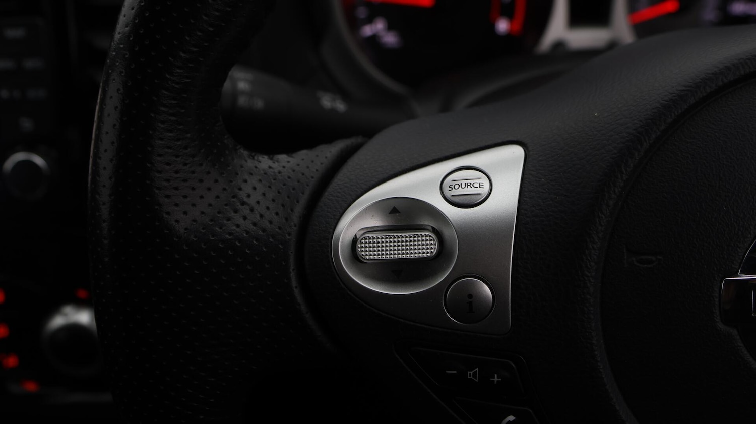 Used Nissan Juke 2017 for sale - 76592673: Photo 24