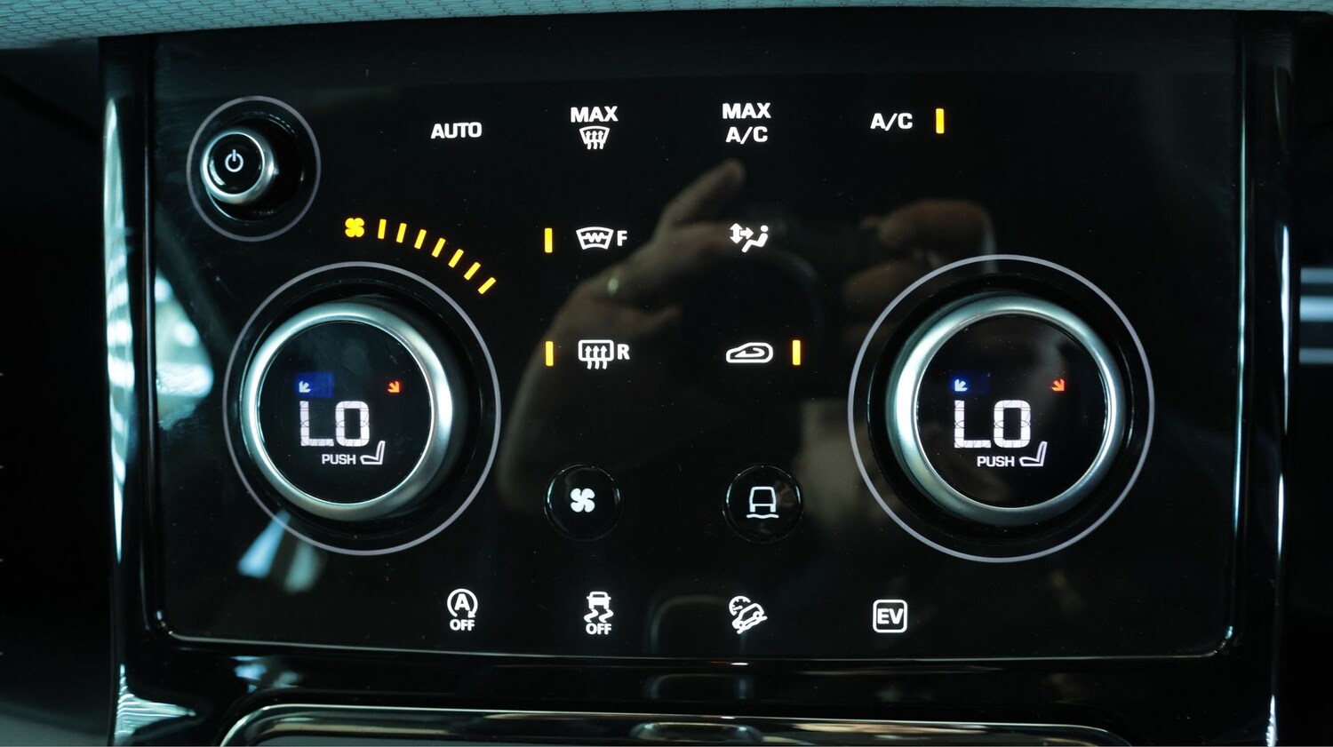 Used Land Rover Range Rover Evoque 2023 for sale - 78087223: Photo 12