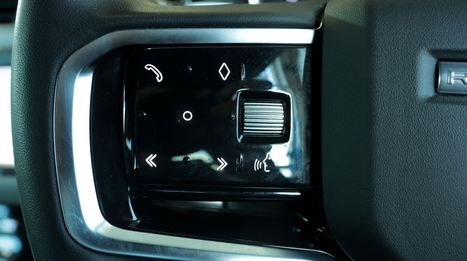 Used Land Rover Range Rover Evoque 2023 for sale - 78087223: Photo 23