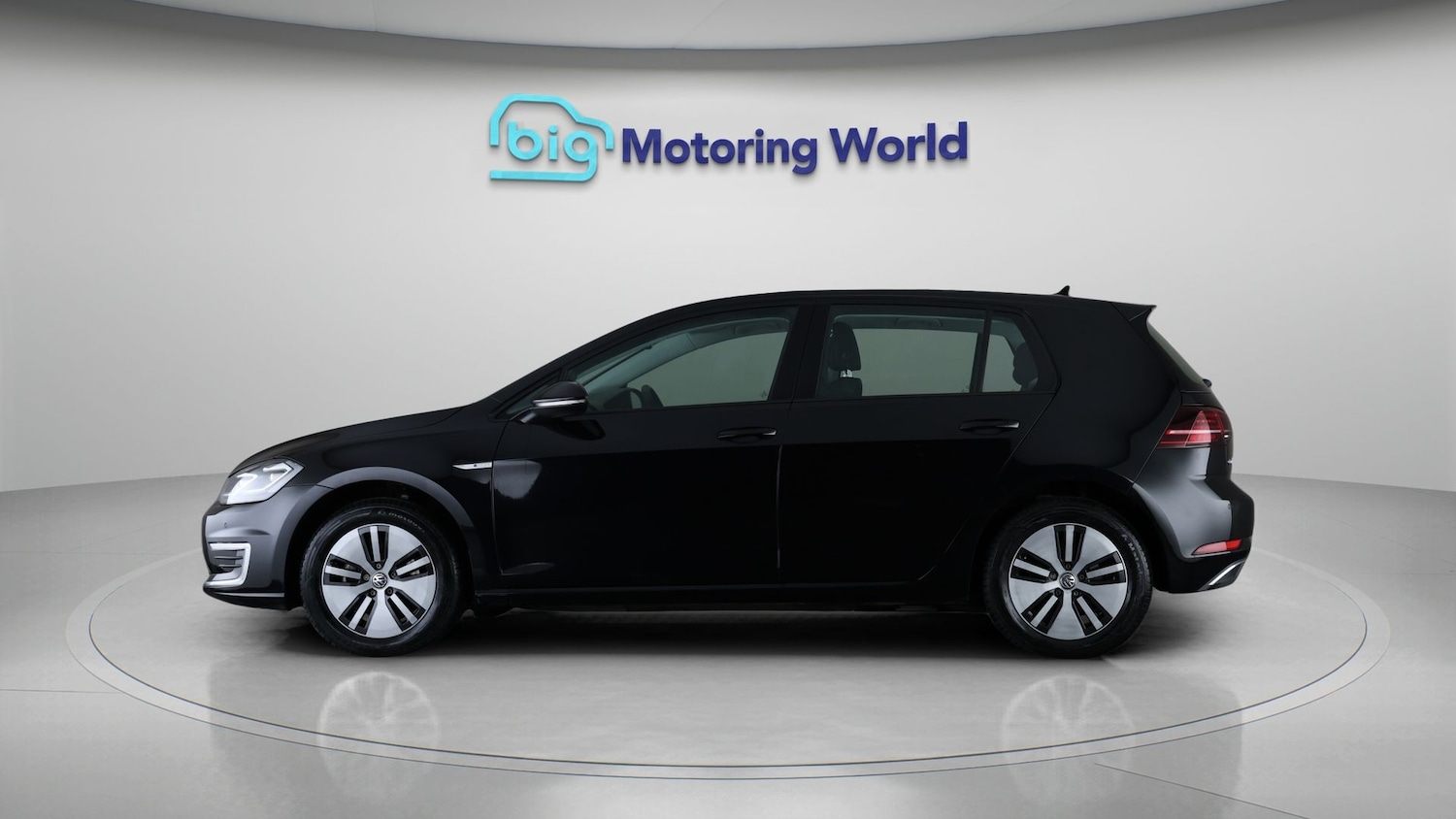 Used Volkswagen Golf 2021 for sale - 77610507: Photo 4