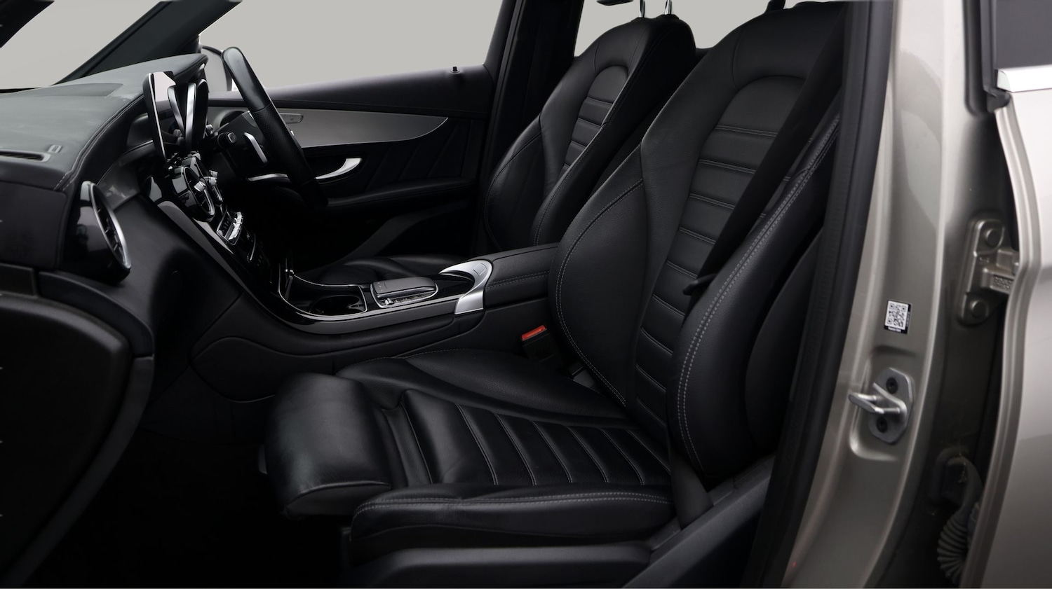 Used Mercedes-Benz GLC 2022 for sale - 77214303: Photo 14