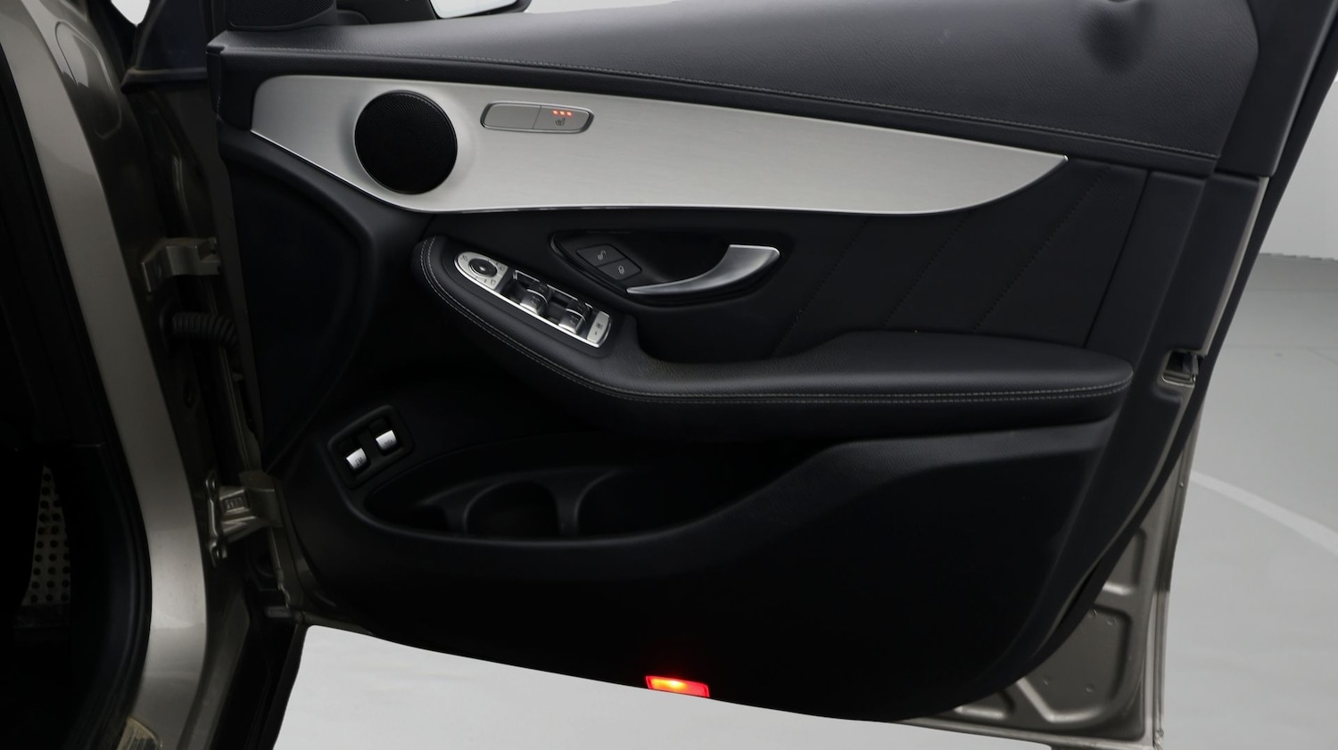 Used Mercedes-Benz GLC 2022 for sale - 77214303: Photo 15