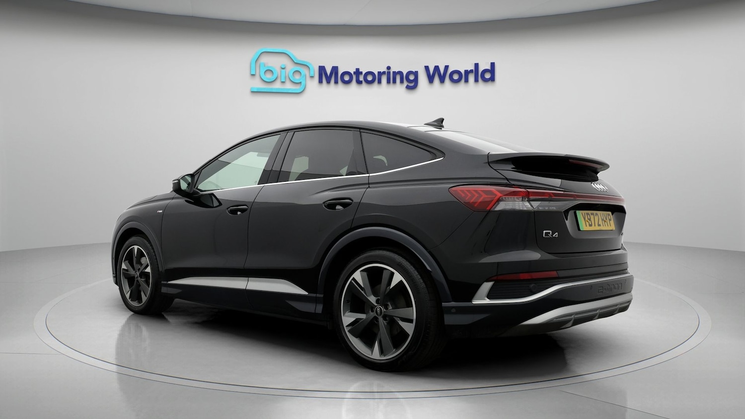 Used Audi Q4 e-tron 2023 for sale - 77750411: Photo 5