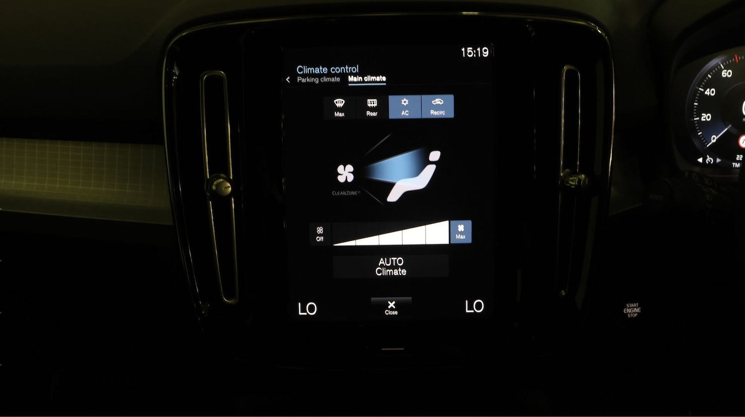 Used Volvo XC40 2022 for sale - 77289578: Photo 12