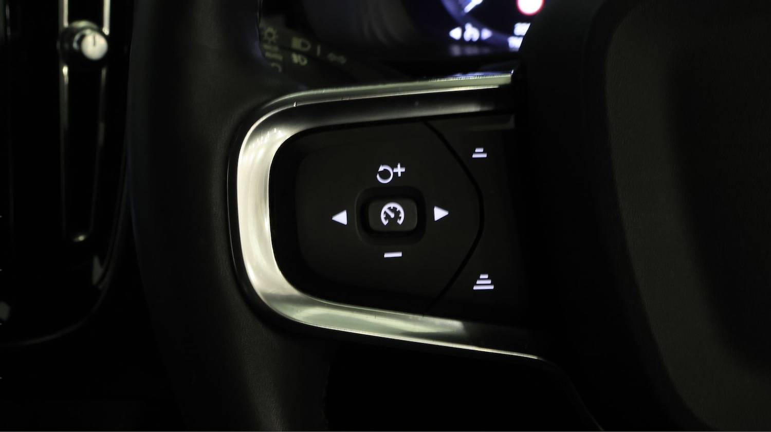 Used Volvo XC40 2022 for sale - 77289578: Photo 20