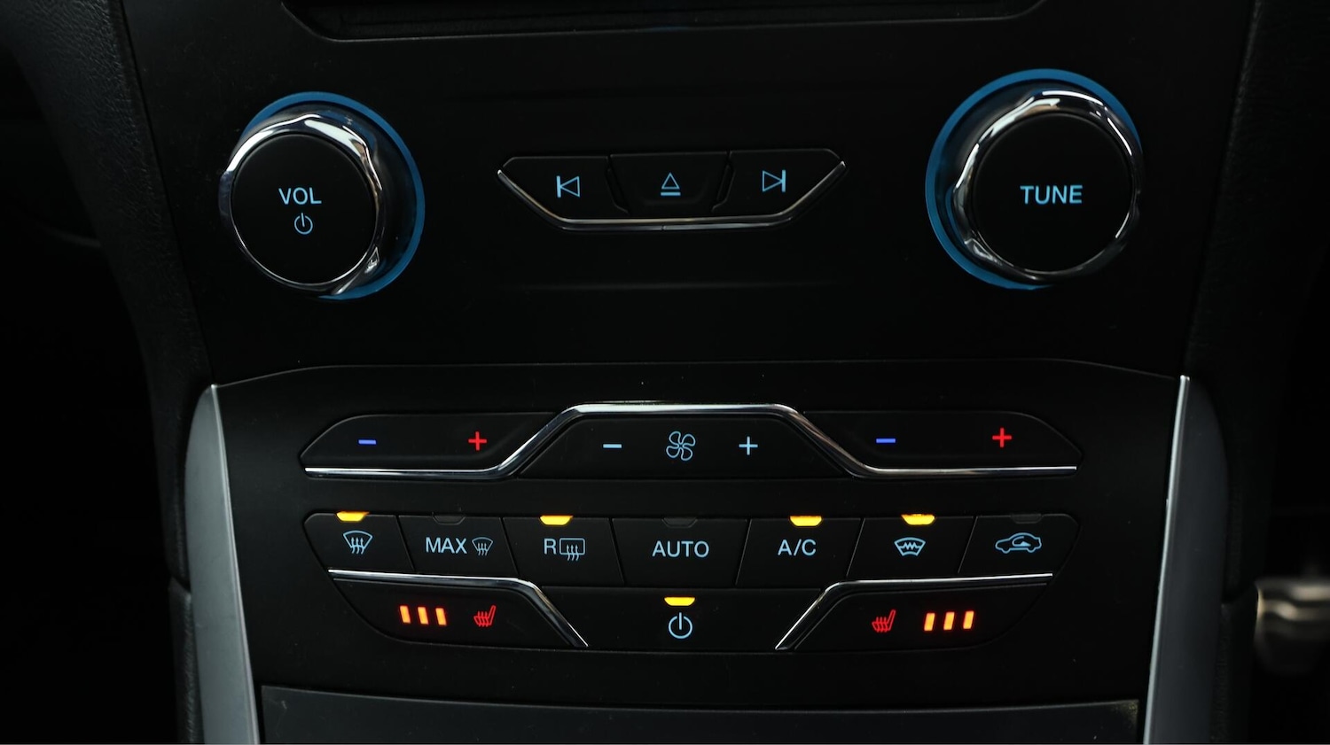 Used Ford S-Max 2023 for sale - 76398570: Photo 13