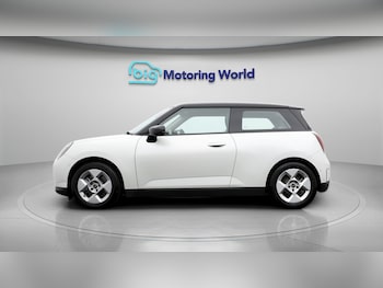 Used MINI Electric Cooper 2024 for sale - 78641828: Photo
