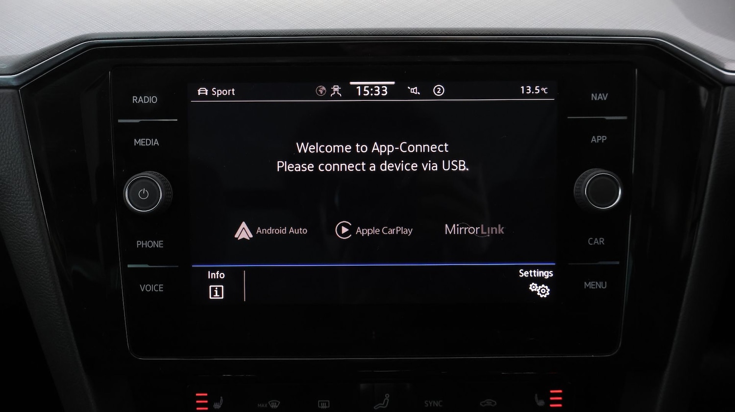 Used Volkswagen Passat 2022 for sale - 78040631: Photo 23